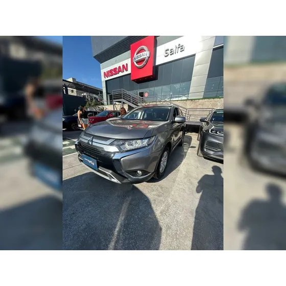 Mitsubishi Outlander 2.0 Glx 4x2 At 5p