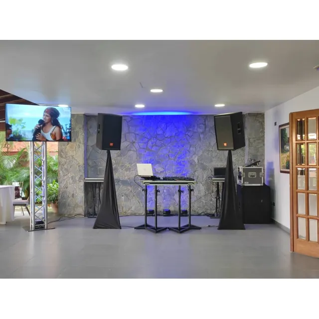 Alquiler Miniteca, Sonido, Luces Negras Uv Neon, Karaoke, Dj