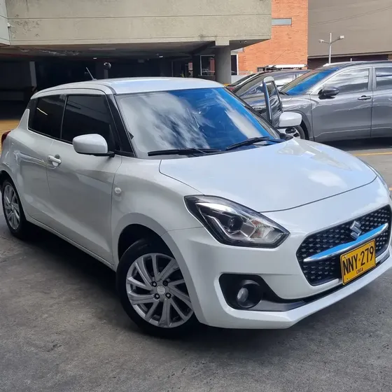 Suzuki Swift Hibrido 2024 1.2 Glx 2wd