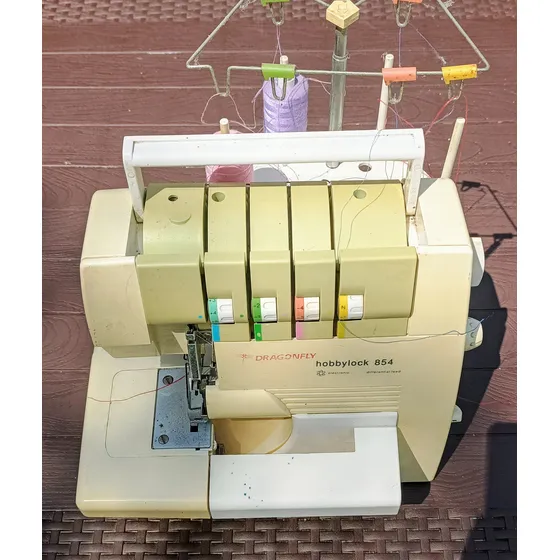 Overlock Casera Usada
