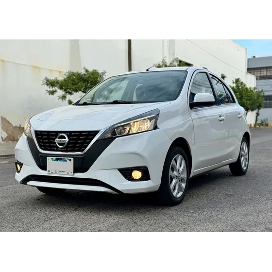 Nissan March 1.6 Advance At