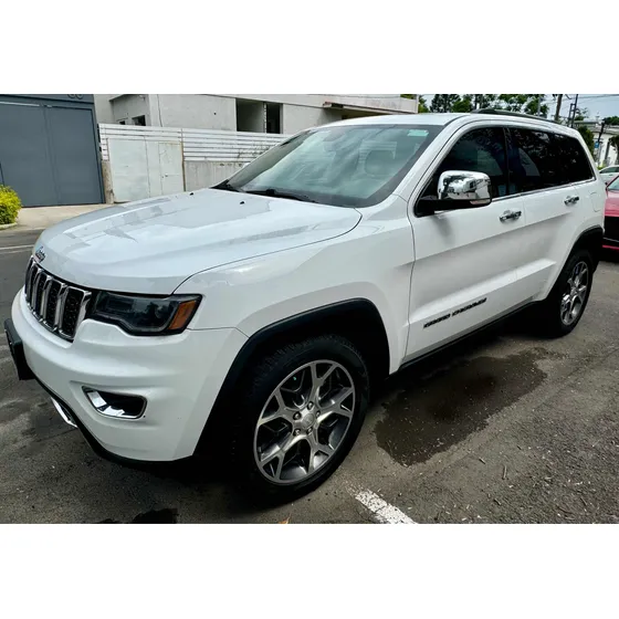 Jeep Grand Cherokee 3.6 Limited Lujo 4x2 At