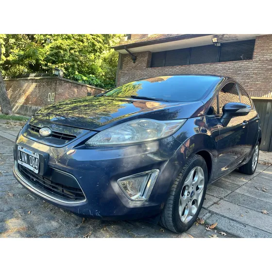 Ford Fiesta Kinetic 1.6 Design 120cv Titanium