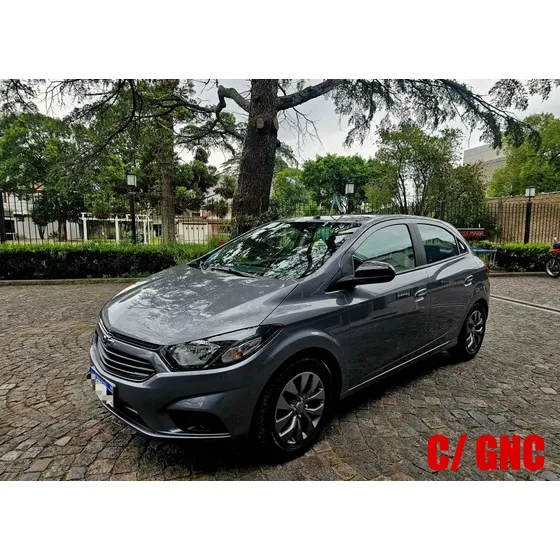Chevrolet Onix Black