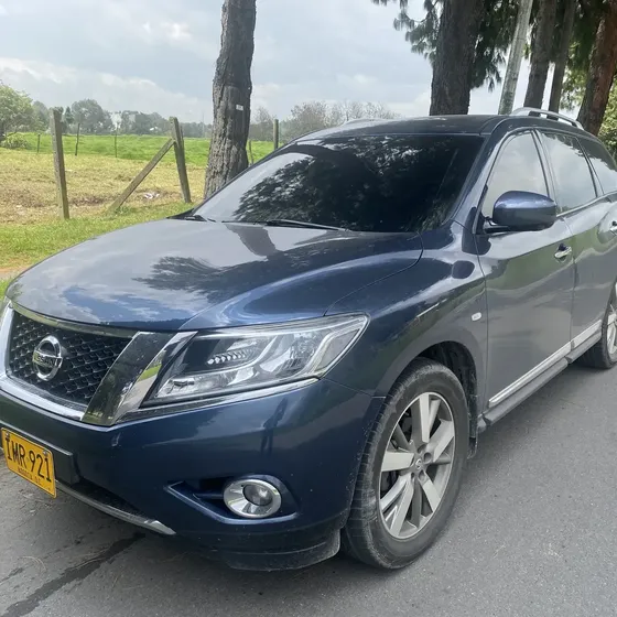 Nissan Pathfinder 2015 3.5 R52 Exclusive