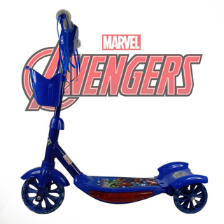 Scooter 3 Rodas Infantil Patinete Musical Com Luz Azul Avengers Scooter 3 Rodas Infantil Patinete Musical Com Luz Azul Avengers