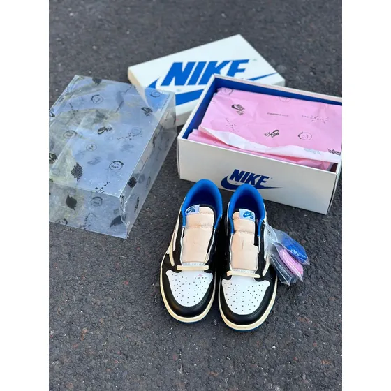 Jordan 1 Low X Travis Scott Fragment Pk 27.5