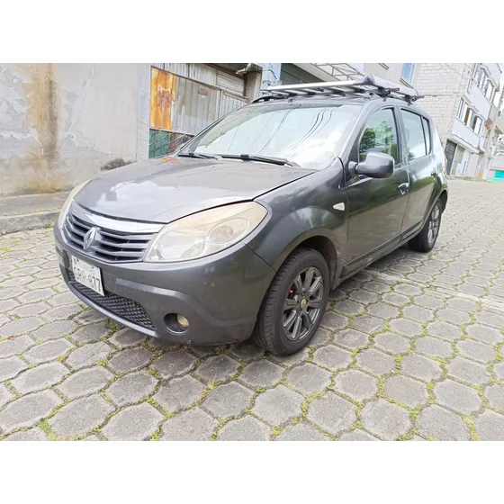 Renault Sandero Full