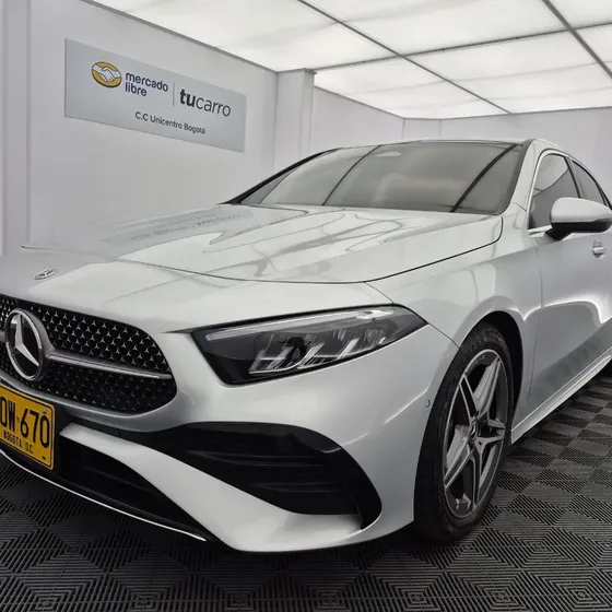 Mercedes-Benz Clase A 2023 1.3 200 At