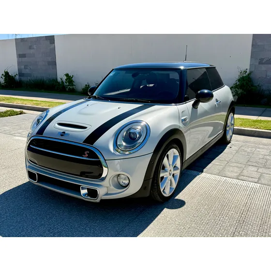 Mini Cooper S 2.0 Hot Chili At