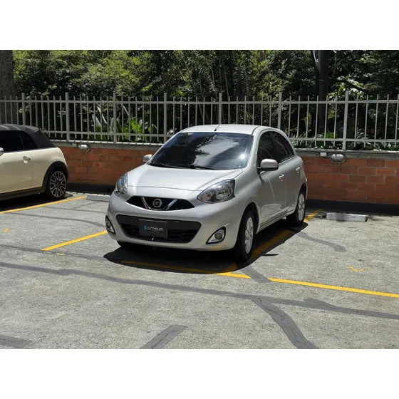 Nissan March 1.6 Sense