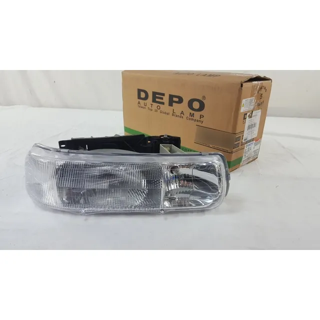 Faro Derecho Chevrolet Tahoe Z71 00-05 Depo