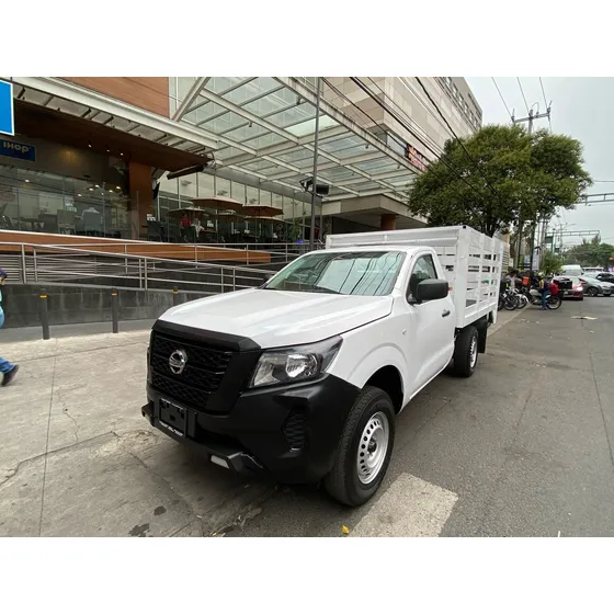 Nissan Np300 2.5 Chasis Cabina Mt Ac