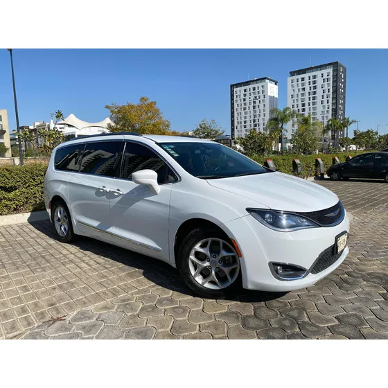 Chrysler Pacifica 3.7 3.6 At
