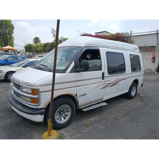 Chevrolet Express Cargo Van Paq A V8 Mt