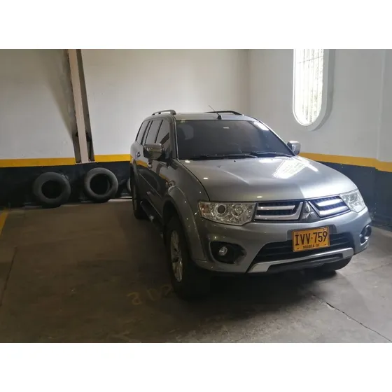 Mitsubishi Nativa 3.5l