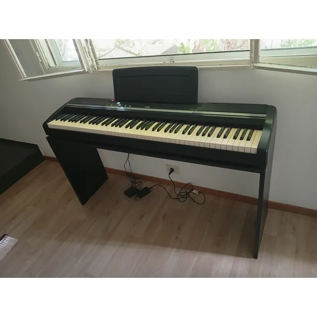 Piano Eléctrico Korg Sp 170s - 88 Teclas - Incluye Mueble Negro