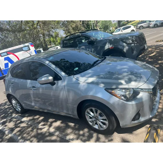 Mazda Mazda 2 1.5 I Touring At