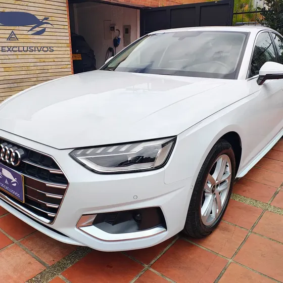 Audi A4 2023 2.0 40 Tfsi Advance Stronic Mhev