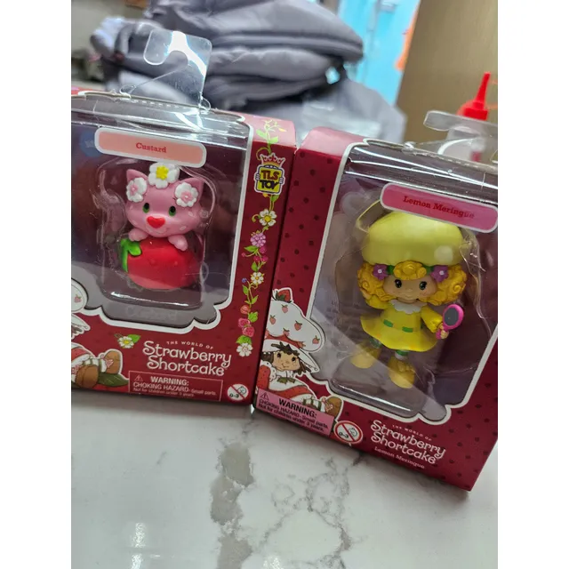 Muñeca De Fresita De Colección