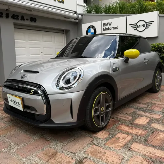 Mini Cooper Se 2024 0.0 Iconic At