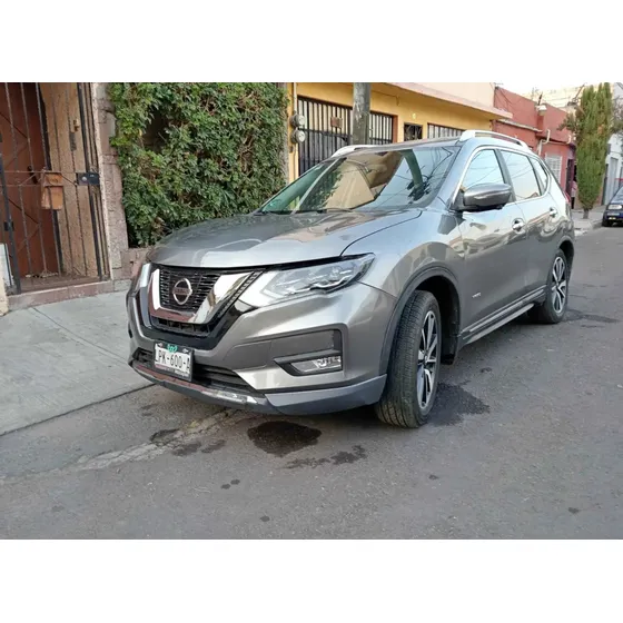 Nissan X-trail 2.0 Exclusiv 2 Row Hybrid