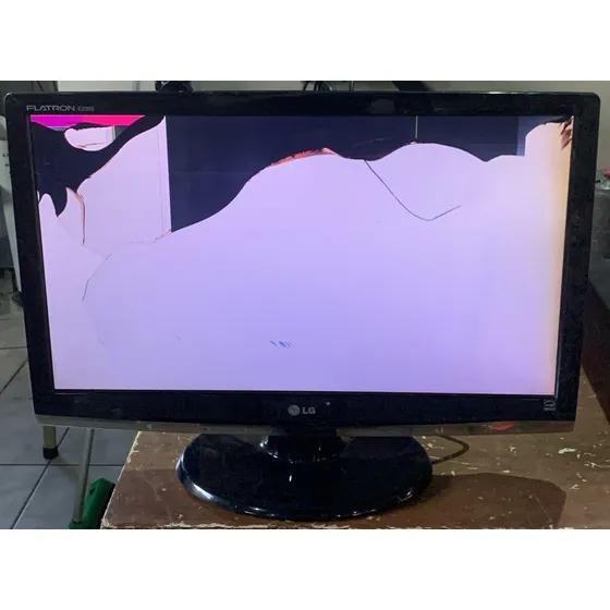 Monitor LG Flatron E2355v-pn
