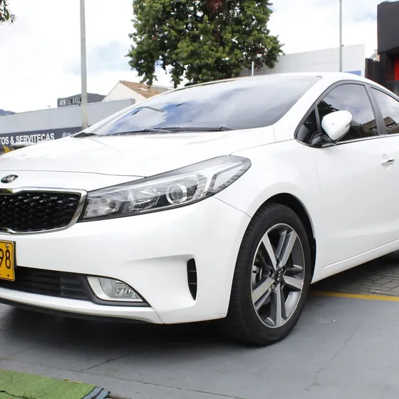 Kia Cerato Pro 2017 1.6 Sx 2da Generación