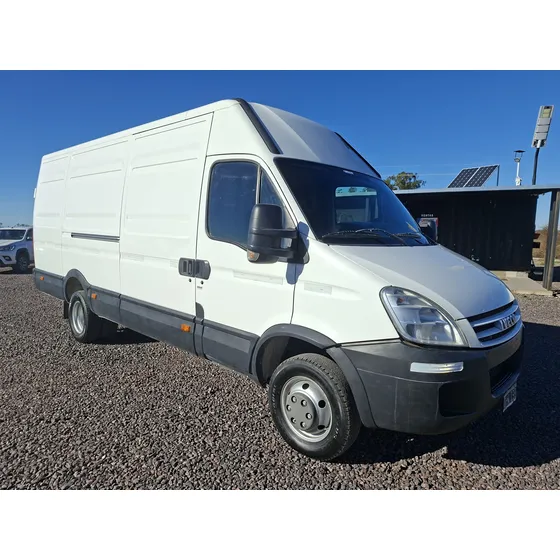 Iveco Daily 3.0 Furgon 55c16 H3 155cv 17.2m3 3950