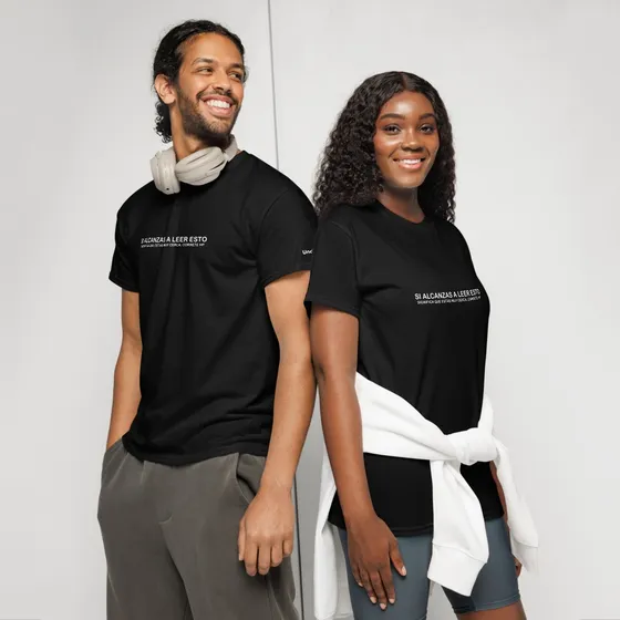Camiseta Unisex Undertop Estas Cerca