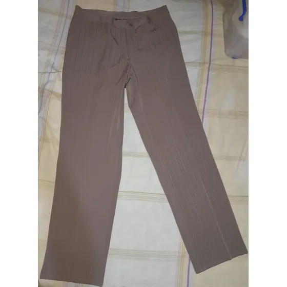 Dos Pantalones De Vestir Para Dama, Plus, Talla 22.