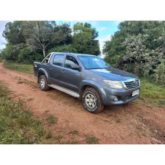 Toyota Hilux 2.5 Sr D/c Tdi 4x4