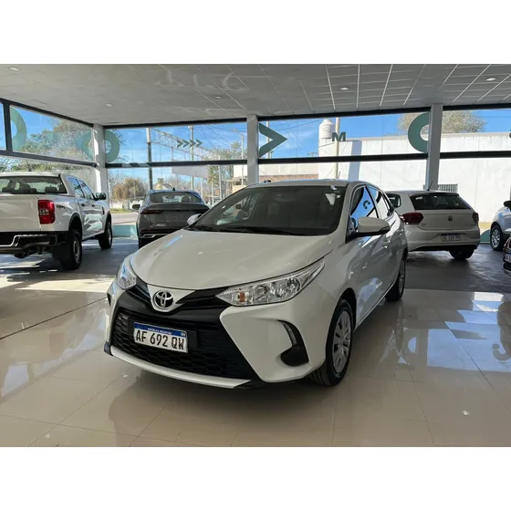 Toyota Yaris 1.5 107cv Xs
