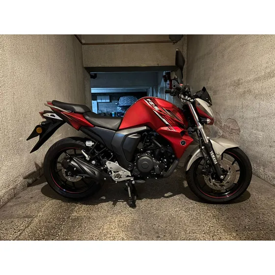 Yamaha Fz-s Fi D