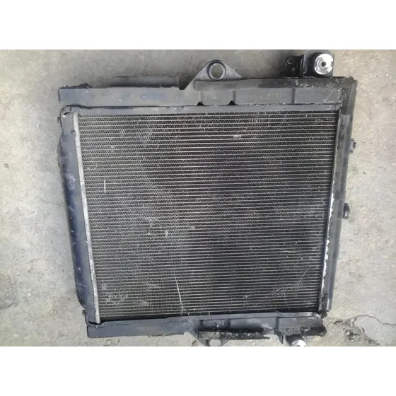 Radiador Toyotas 4.0 Y 4.5 Machito / Chasis Largo. 