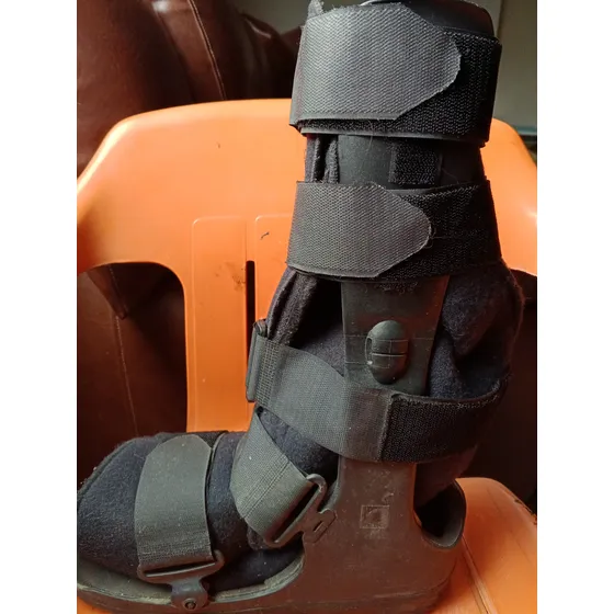 Bota Walker Larga Ossur, Inmovilizador Tobillo, 41-45, Usado