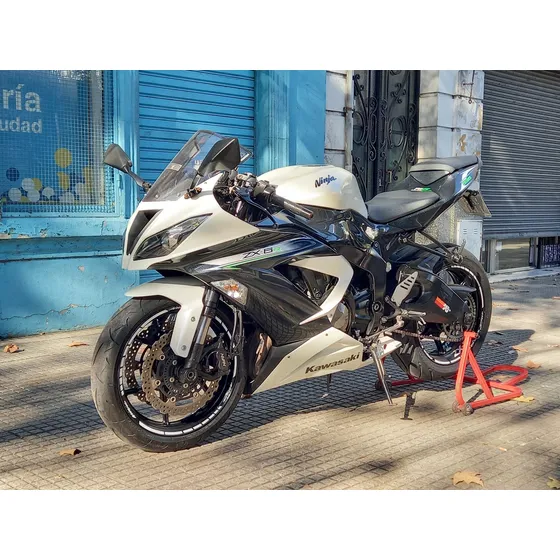 Kawasaki Ninja  Zx6r Año 2014. 34500 Km.