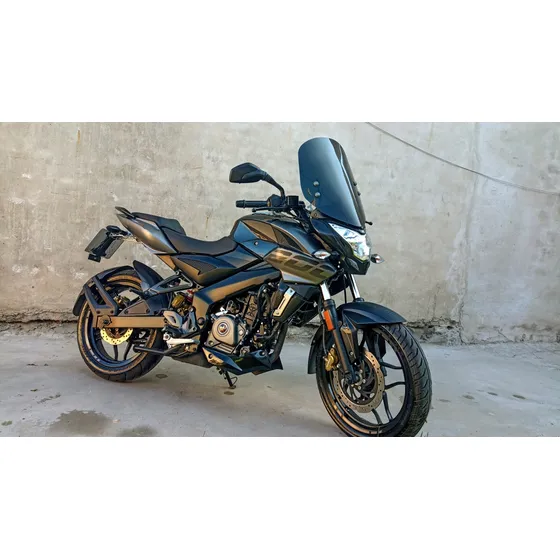 Bajaj Rouser Ns200