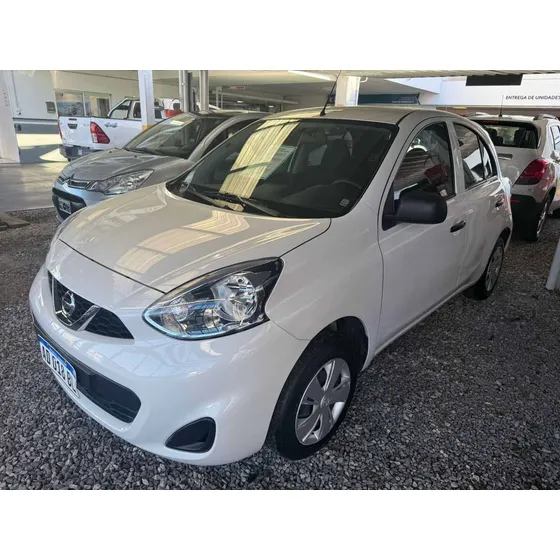 Nissan March 1.6 Advance Pure Drive