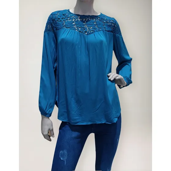 Blusa Talle Amplio Detalle Encaje Manga Larga Espectacular