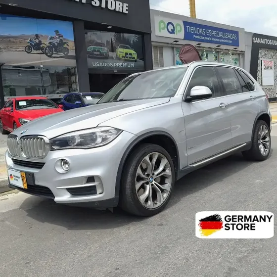 BMW X5 2014 4.4 Xdrive50i