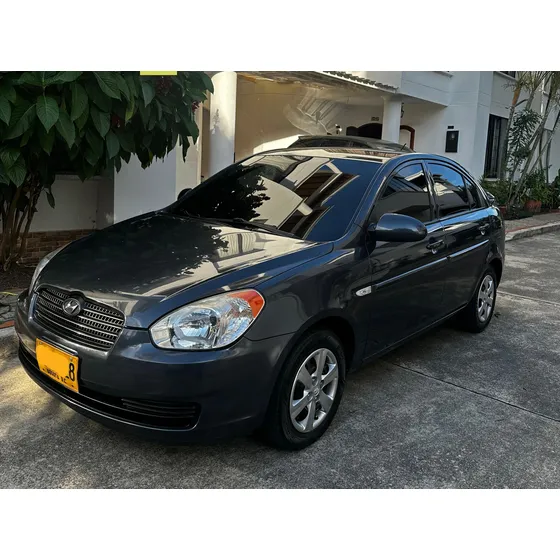 Hyundai Accent 1.6 Gls 5 P