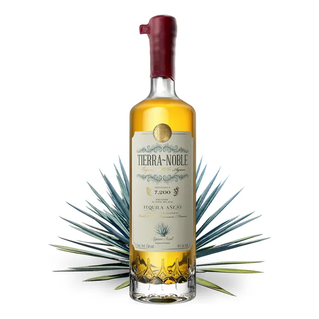Tierra Noble | Tequila Añejo 100% De Agave