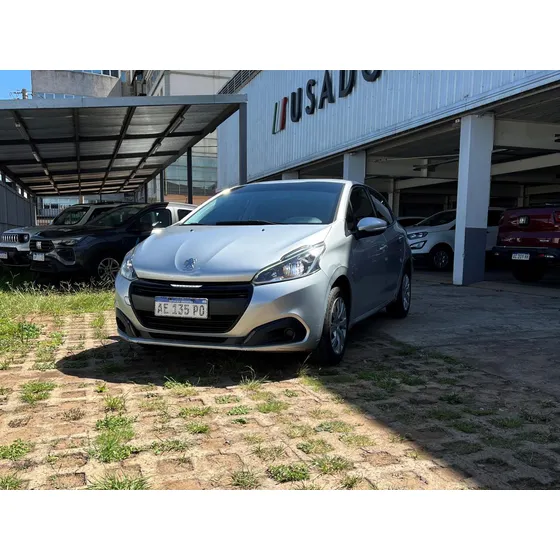 Peugeot 208 1.6 Active