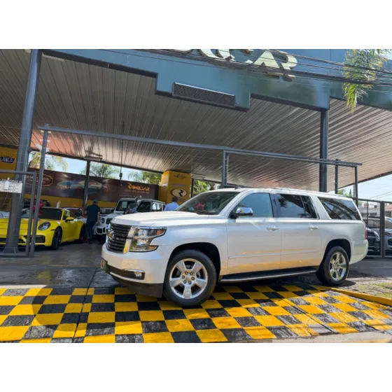 Chevrolet Suburban 5.4 Premier Piel 4x4 At