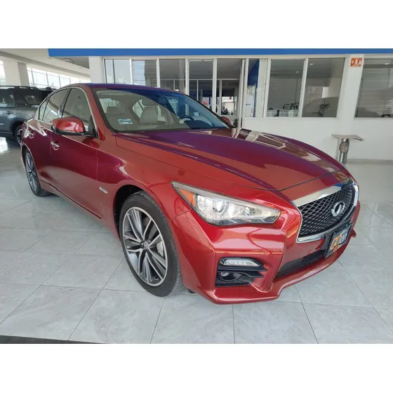 Infiniti Q50 3.5 Hybrid At