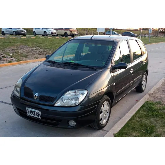Renault Scénic 2.0 L Luxe