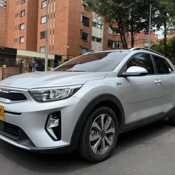 Kia Stonic 2023 1.0 Zenith
