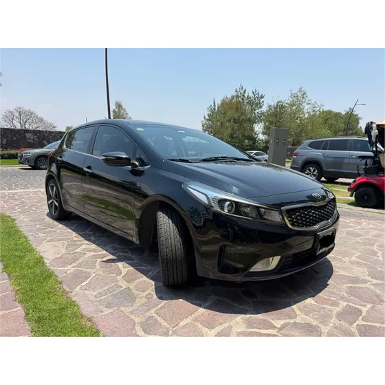 Kia Forte 2.0 Hb Sx At