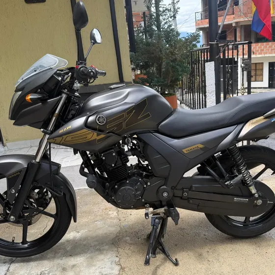 Yamaha Szrr 150 Modelo 2022